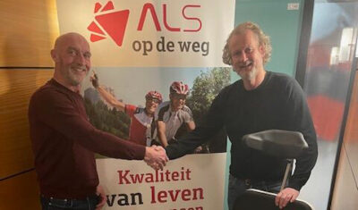 Johan bij stichting ALS op de weg